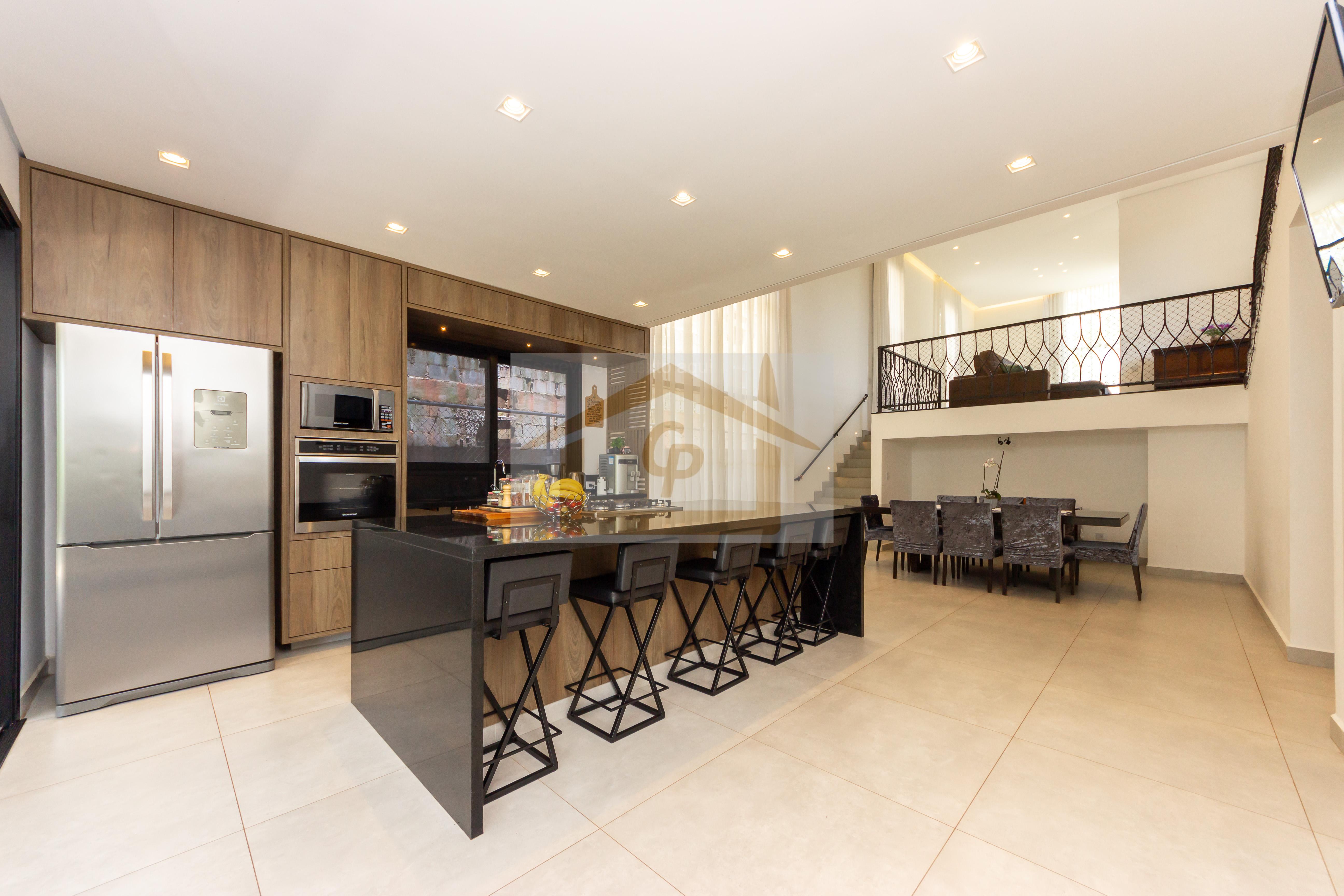 Casa, 3 quartos, 308 m² - Foto 4