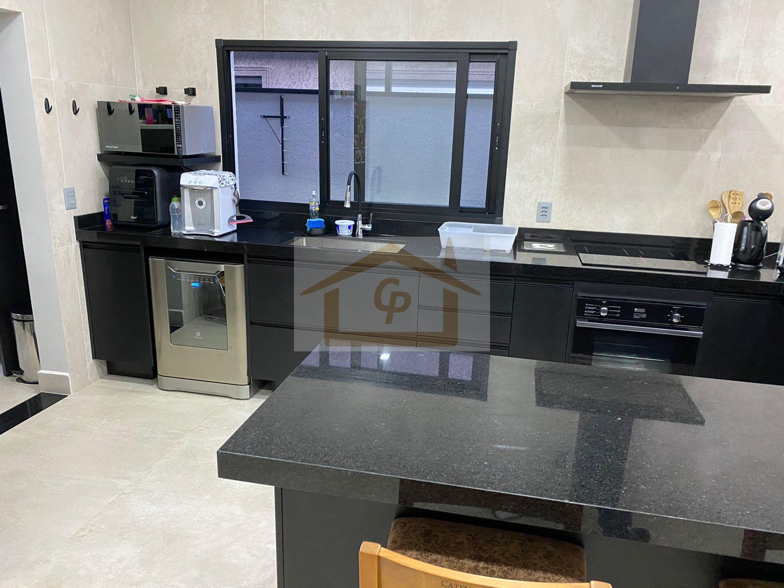 Casa, 3 quartos, 280 m² - Foto 1