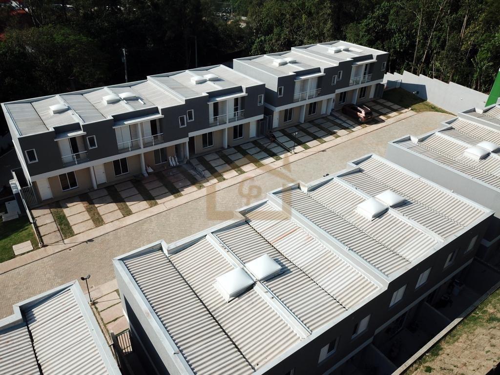 Pronto! Morada Verde! Residencial com 36 casas, 3 quartos, 2 vagas Rua dos Engenheiros Cotia - 