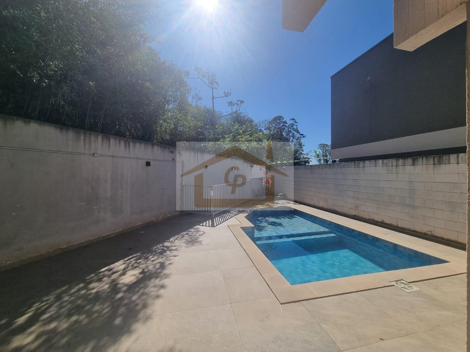Pronto! Morada Verde! Residencial com 36 casas, 3 quartos, 2 vagas Rua dos Engenheiros Cotia - 