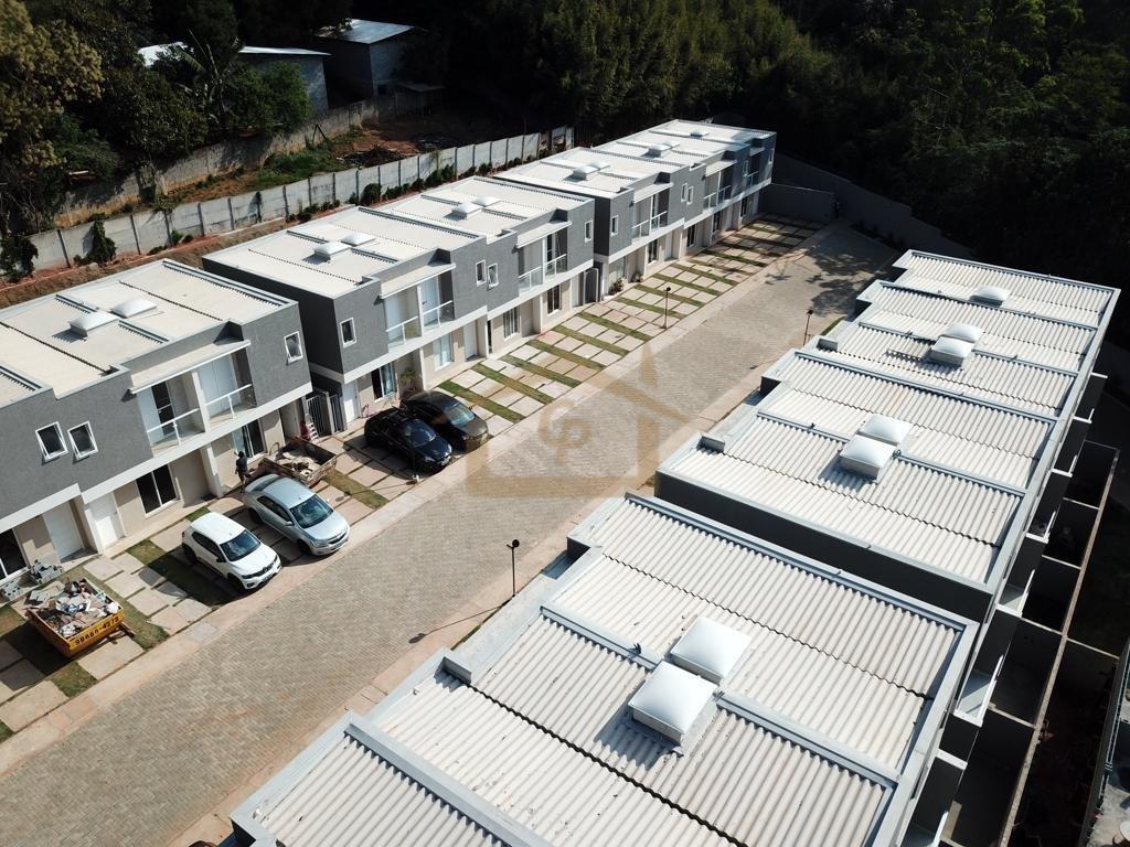 Pronto! Morada Verde! Residencial com 36 casas, 3 quartos, 2 vagas Rua dos Engenheiros Cotia - 
