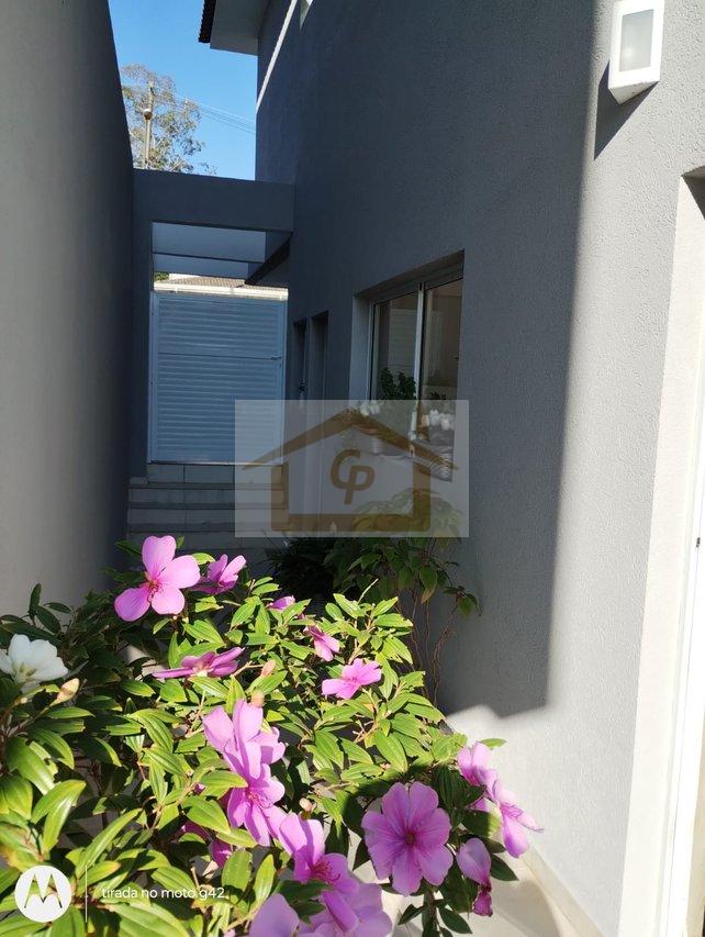 VISTA PANORÂMICA PRO PQ CEMUCAM, 3 QUARTOS SENDO UM SUITE, 4 vagas Rua dos Pinheiros Cotia - 