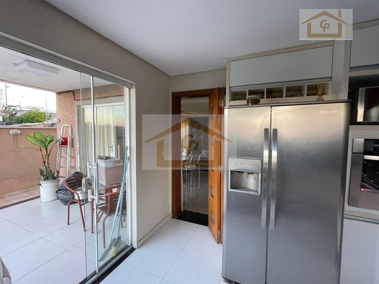 Casa, 3 quartos, 250 m² - Foto 1