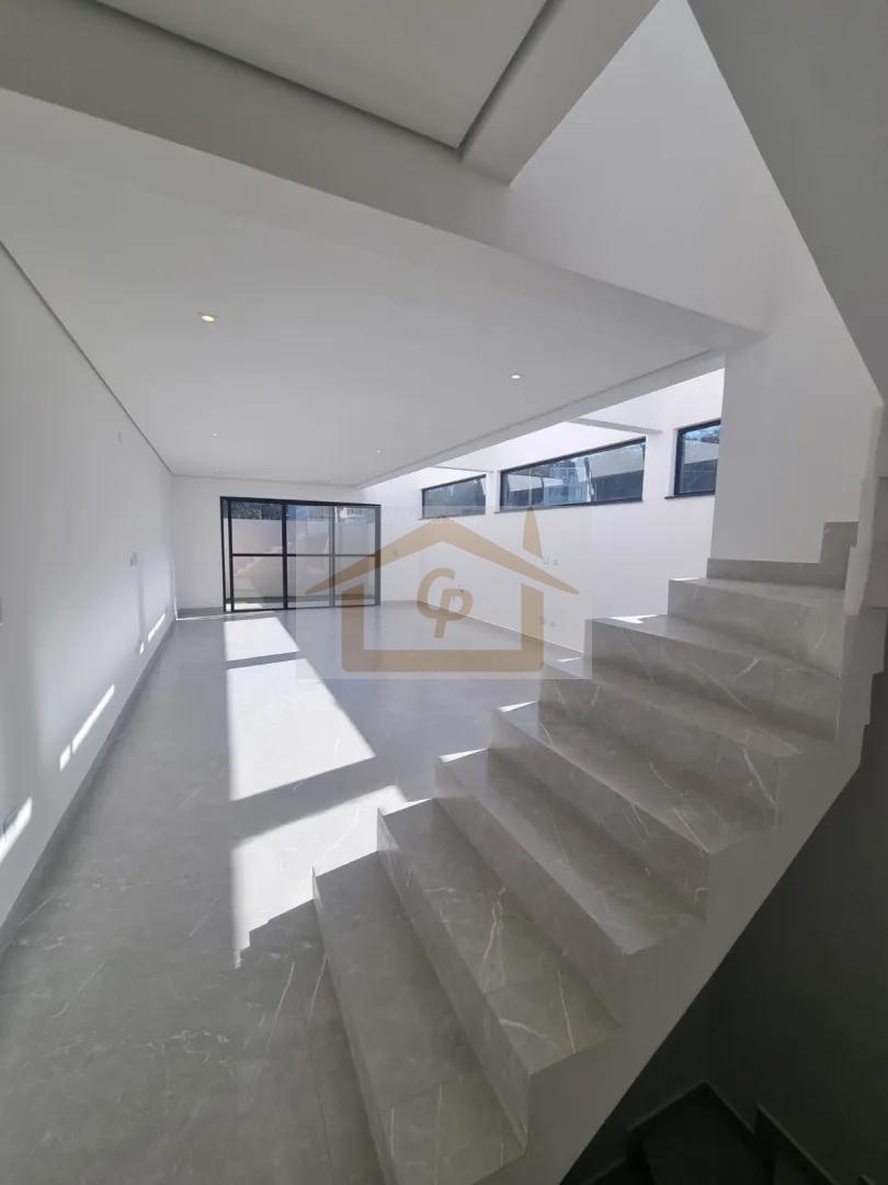 Casa com 3 quartos (um su&iacute;te), 3 vagas. Novidade na Granja Viana! Estrada da Boa Vista Cotia - 