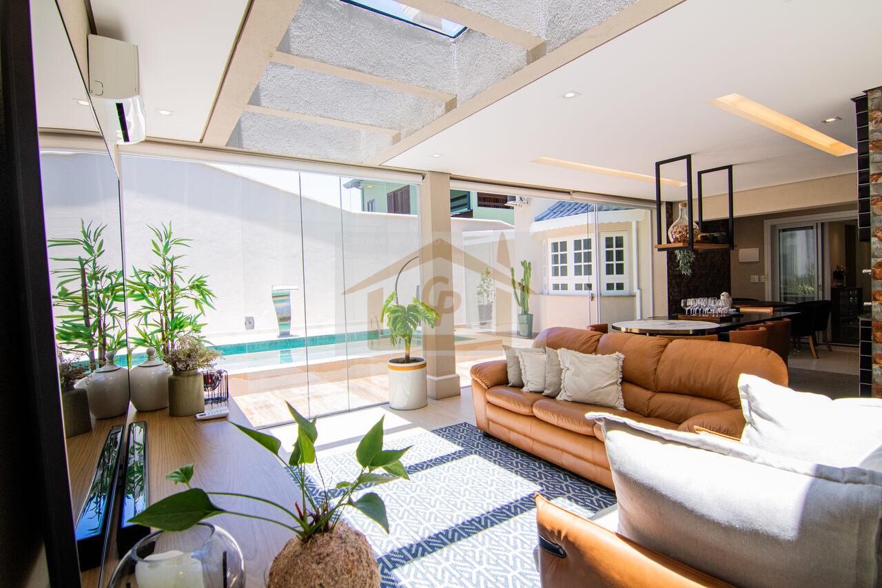Casa, 4 quartos, 359 m² - Foto 1