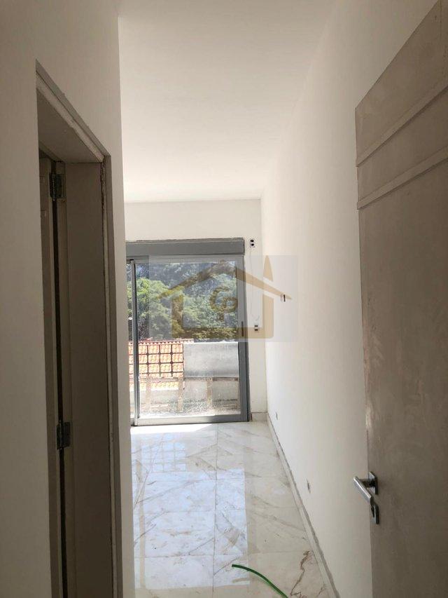 Segurança e praticidade, 206m2, 3 suítes, 4 vagas quintal com Jacuzzi!!! Rua Gagliari Cotia - 