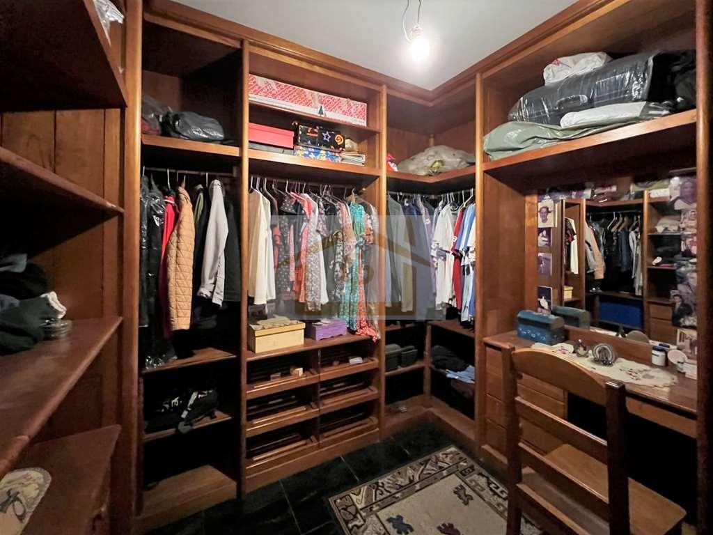 Casa, 4 quartos, 490 m² - Foto 23