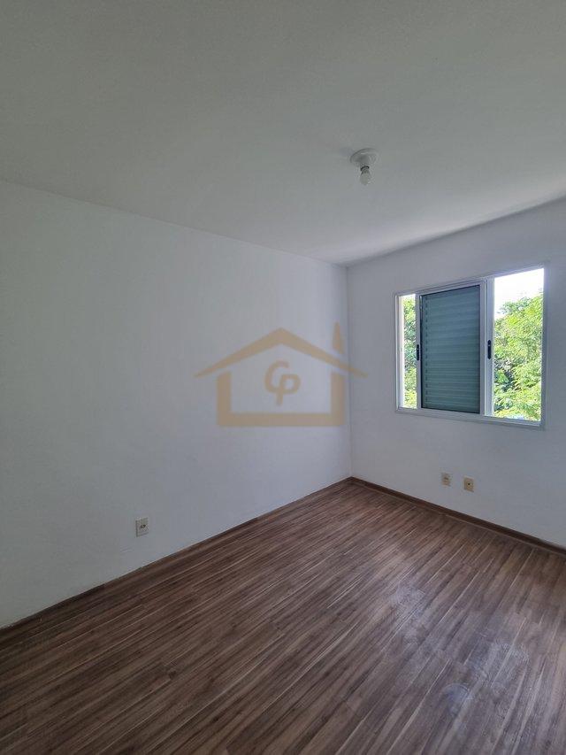 3 quartos sendo um suíte + uma sala no andar inferior Estrada do Capuava Cotia - 