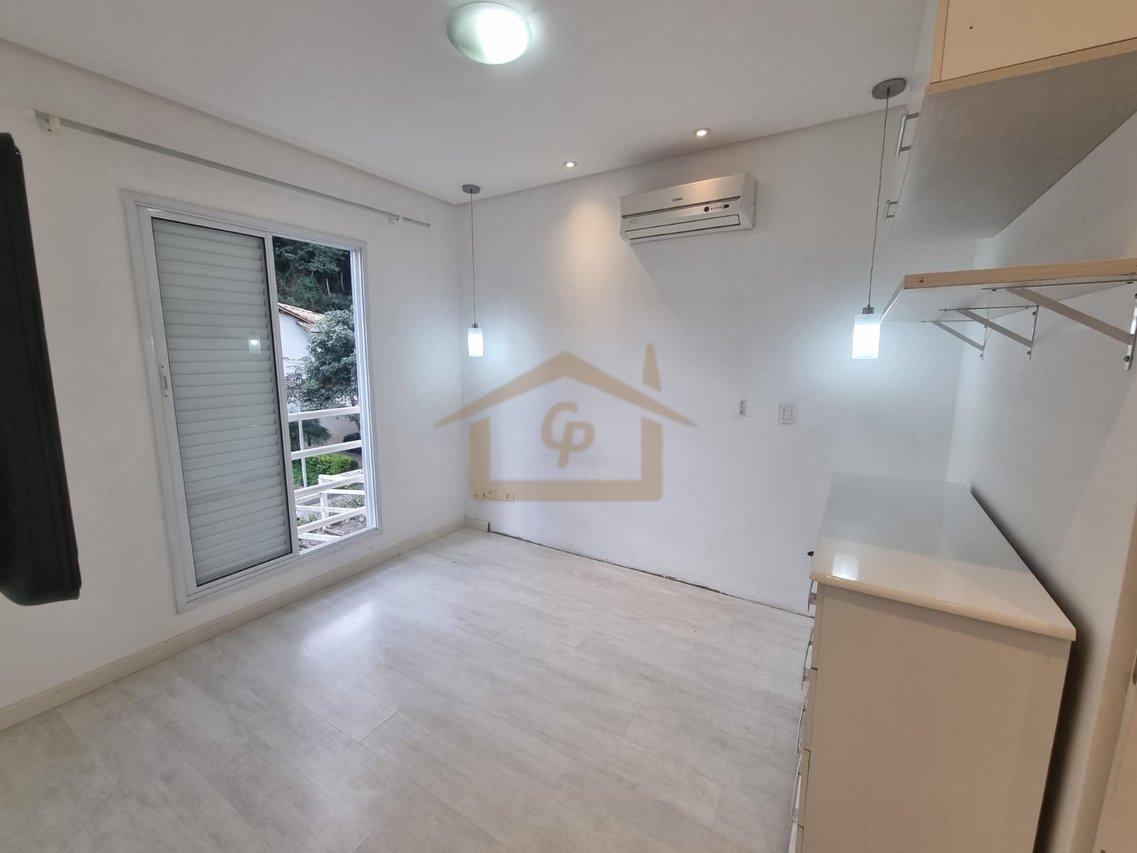 Iluminação embutida! Natureza!!! 3 quartos, 2 vagas Rua Guarujá Cotia - 