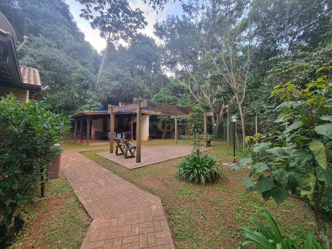 Iluminação embutida! Natureza!!! 3 quartos, 2 vagas Rua Guarujá Cotia - 