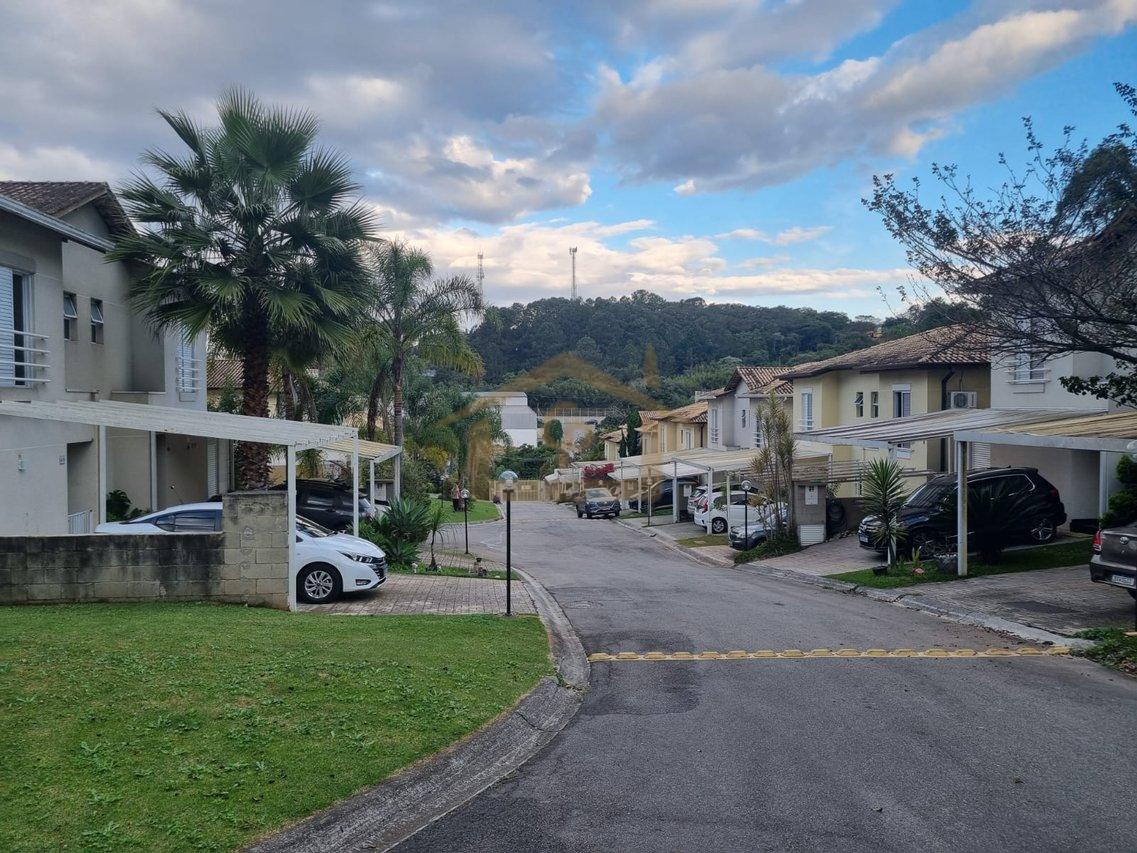 Iluminação embutida! Natureza!!! 3 quartos, 2 vagas Rua Guarujá Cotia - 