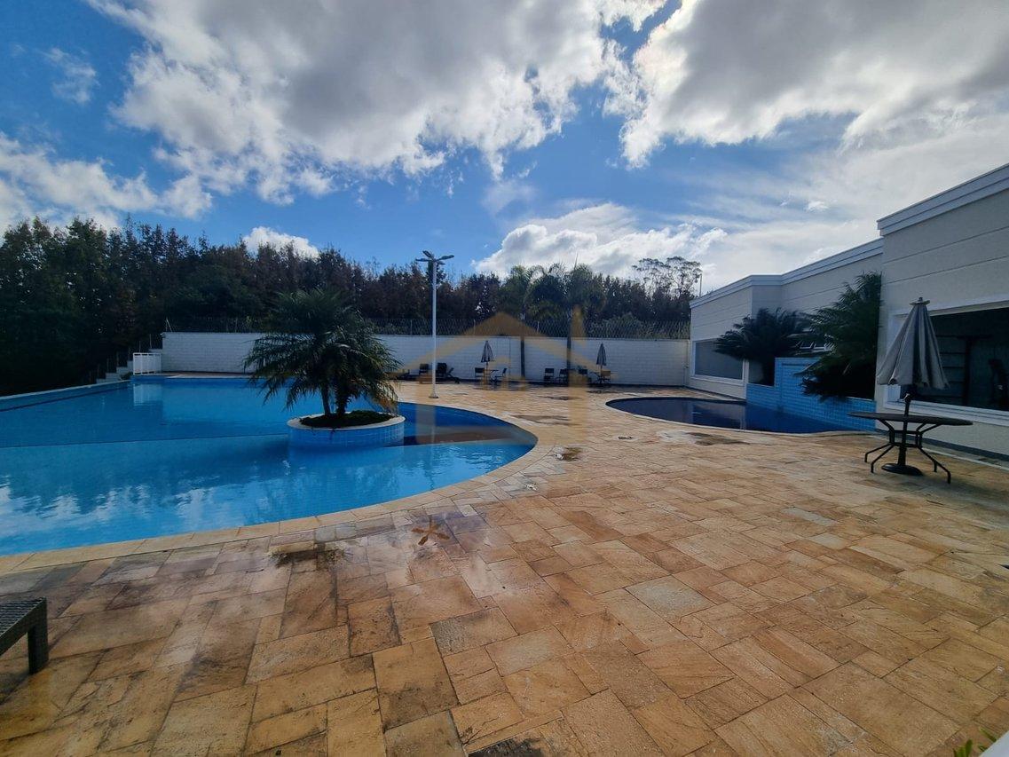 Casa com piscina, 3 quartos sendo um suíte, 2 vagas Estrada do Capuava Cotia - 