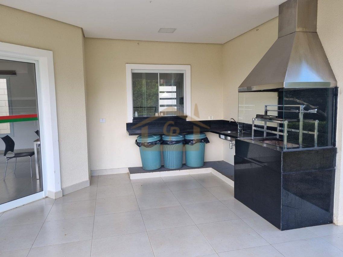 Casa com piscina, 3 quartos sendo um suíte, 2 vagas Estrada do Capuava Cotia - 