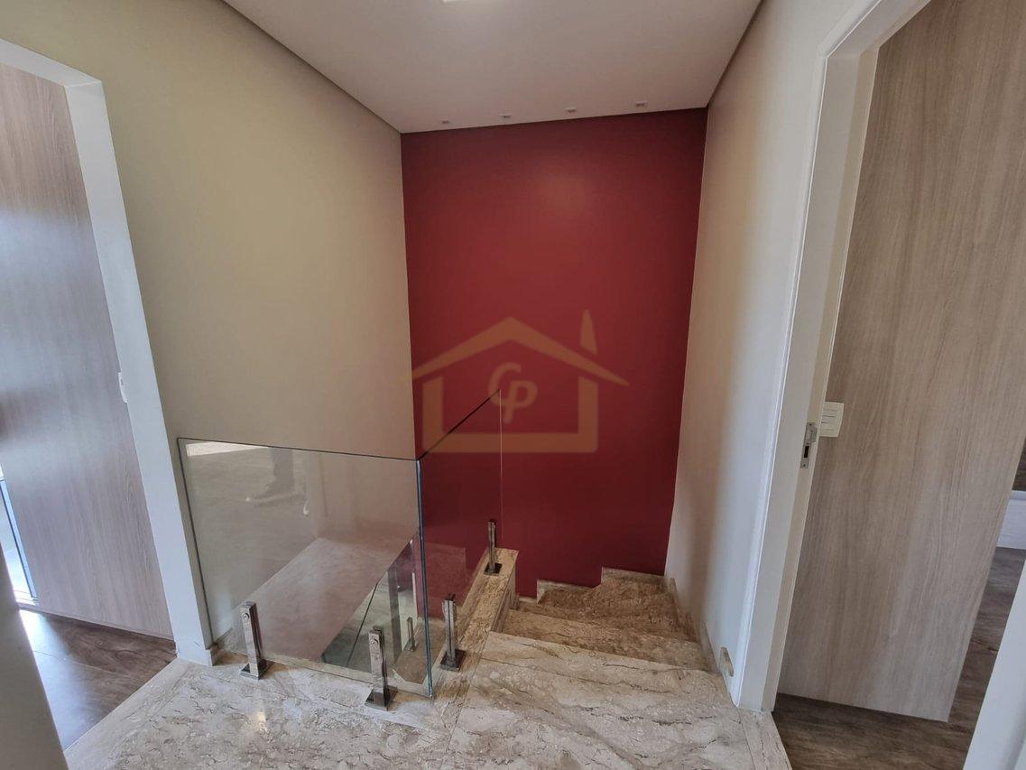 Casa com piscina, 3 quartos sendo um suíte, 2 vagas Estrada do Capuava Cotia - 