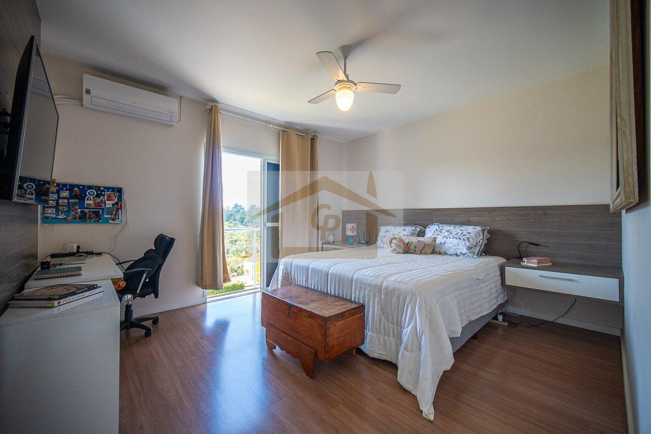 Casa com 4 dormitórios, sendo 4 suítes à venda - Granja Viana - Cotia/SP Rua Jupi Carapicuíba - 
