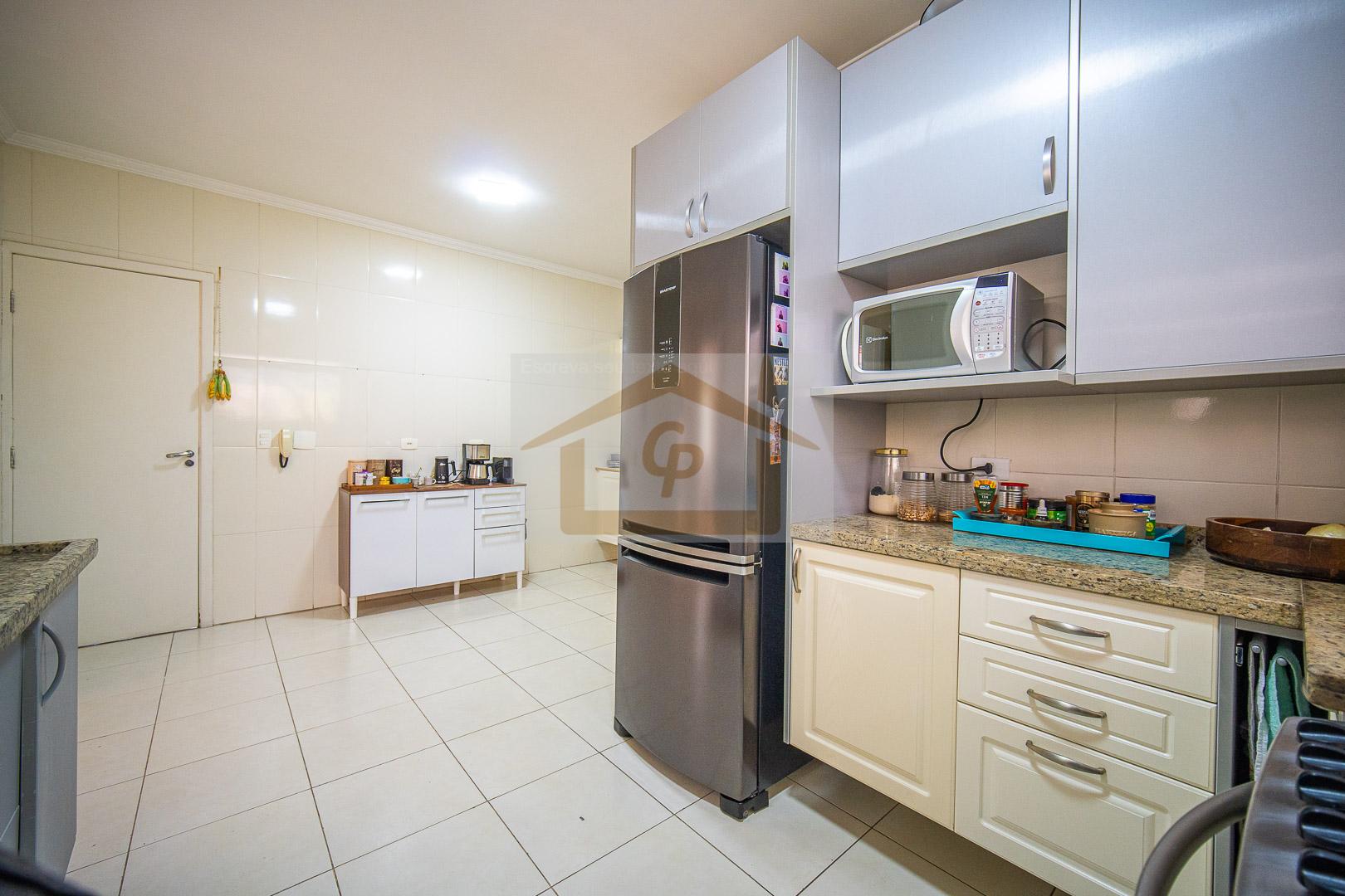 Casa, 4 quartos, 250 m² - Foto 11