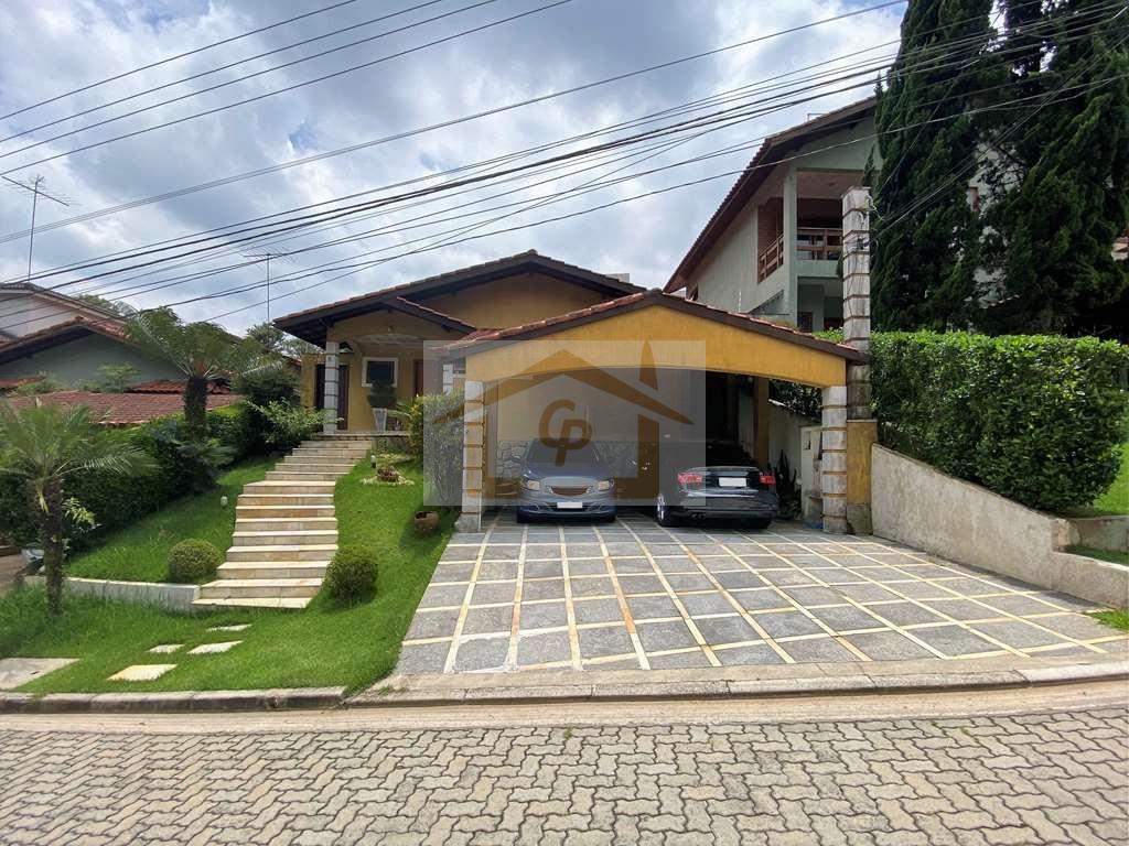 3 dorms / 1 suíte. Ótima casa, lareira, piscina e gourmet! Avenida José Giorgi Cotia - 