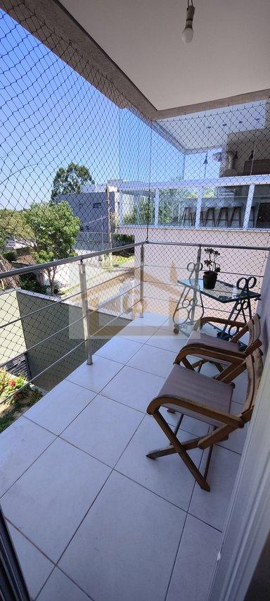 Semi Térrea, 3 quartos + 2 quartos multifuncional e banheiro (andar inferior), canil * Estrada Carlos Antônio Pereira de Castro Cotia - 