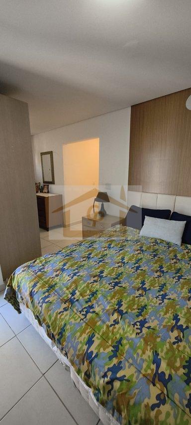 Semi Térrea, 3 quartos + 2 quartos multifuncional e banheiro (andar inferior), canil * Estrada Carlos Antônio Pereira de Castro Cotia - 