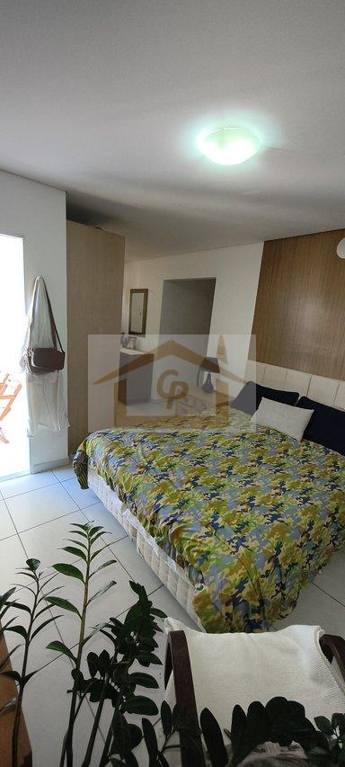 Semi Térrea, 3 quartos + 2 quartos multifuncional e banheiro (andar inferior), canil * Estrada Carlos Antônio Pereira de Castro Cotia - 