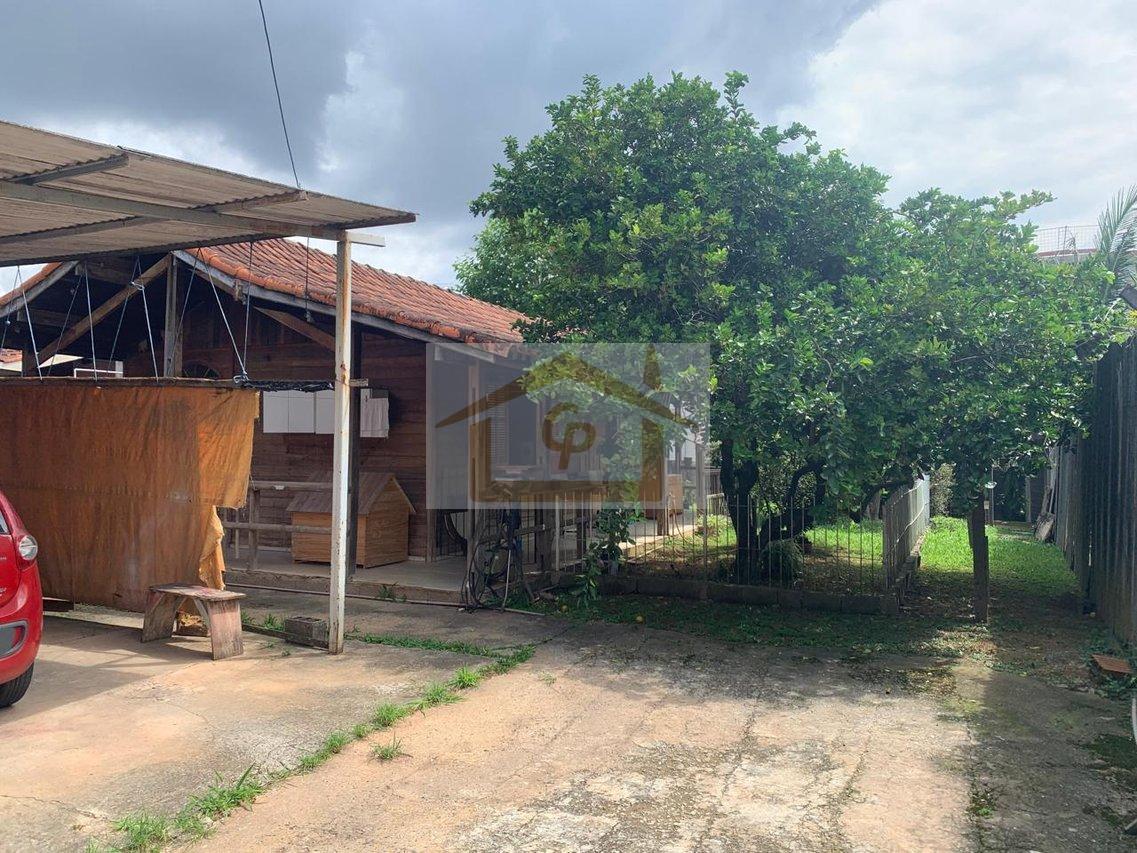 Localização interessante! 1 quarto, 4 vagas Próximo ao Templo Budista Zulai Rua José Menino Cotia - 