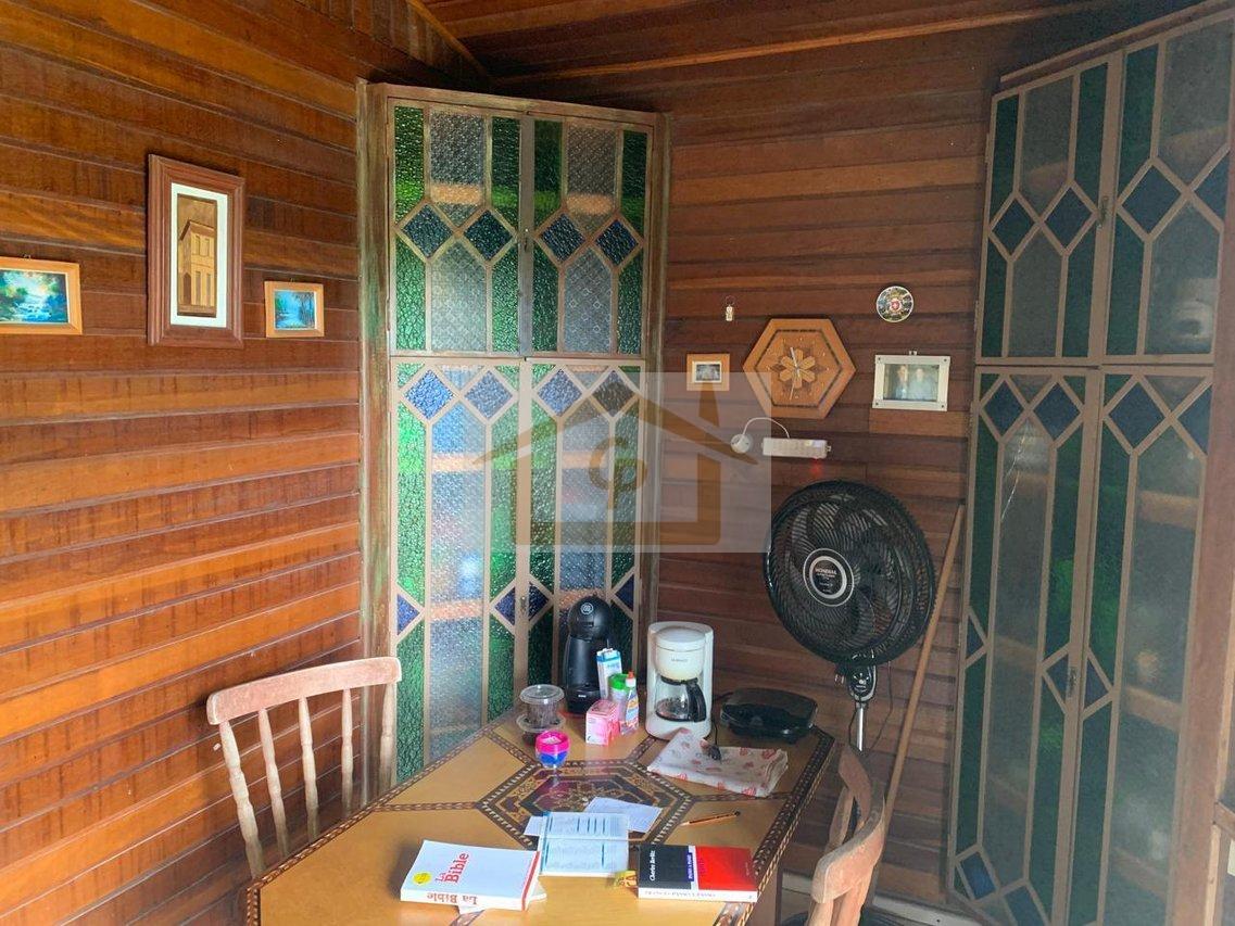 Localização interessante! 1 quarto, 4 vagas Próximo ao Templo Budista Zulai Rua José Menino Cotia - 