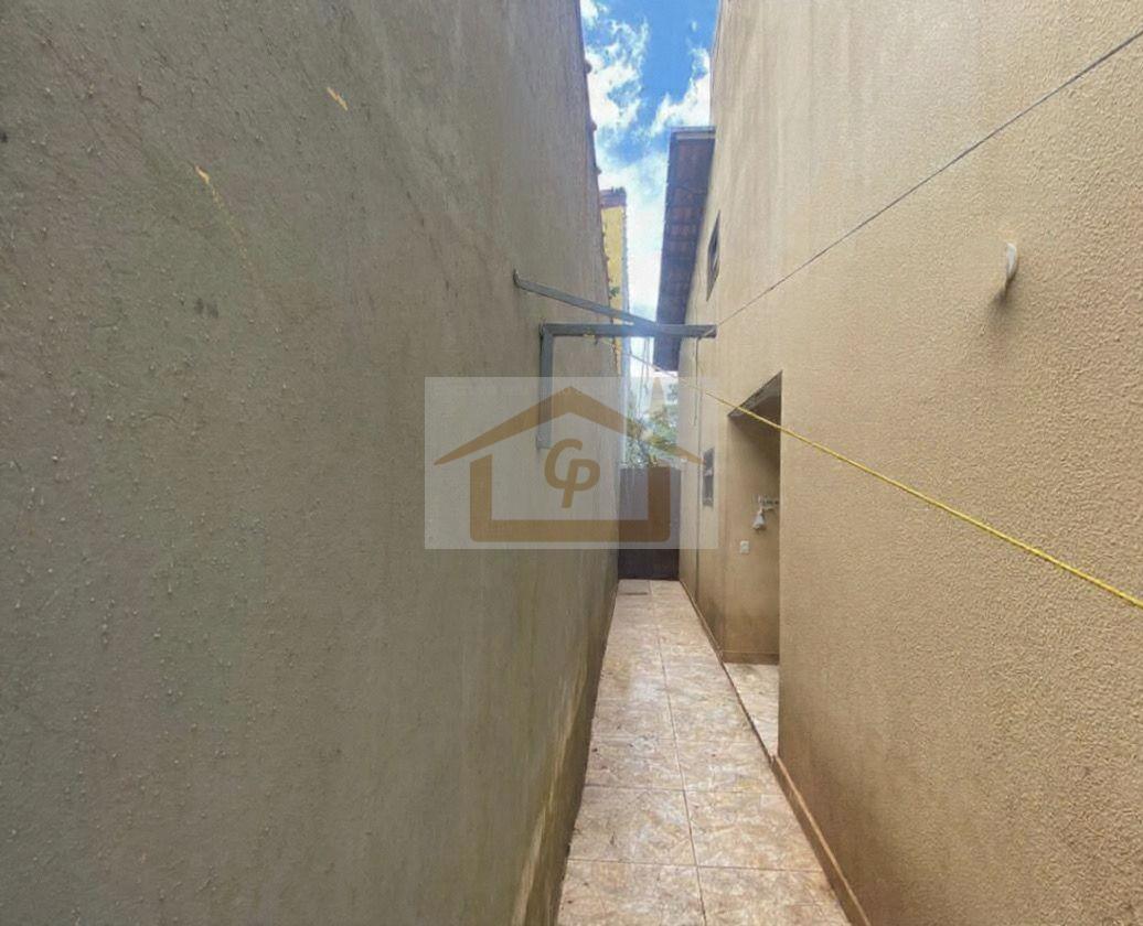 Vila Diva, Tradicional bairro da Granja Viana, 3 quartos (1 su&iacute;te) 3 vagas Rua Piraí Carapicuíba - 