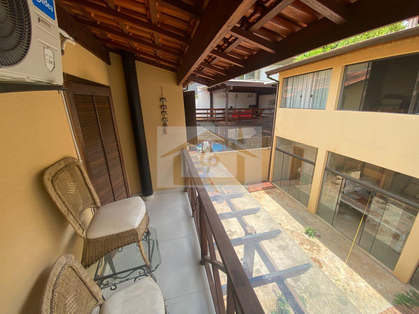 Vila Diva, Tradicional bairro da Granja Viana, 3 quartos (1 su&iacute;te) 3 vagas Rua Piraí Carapicuíba - 