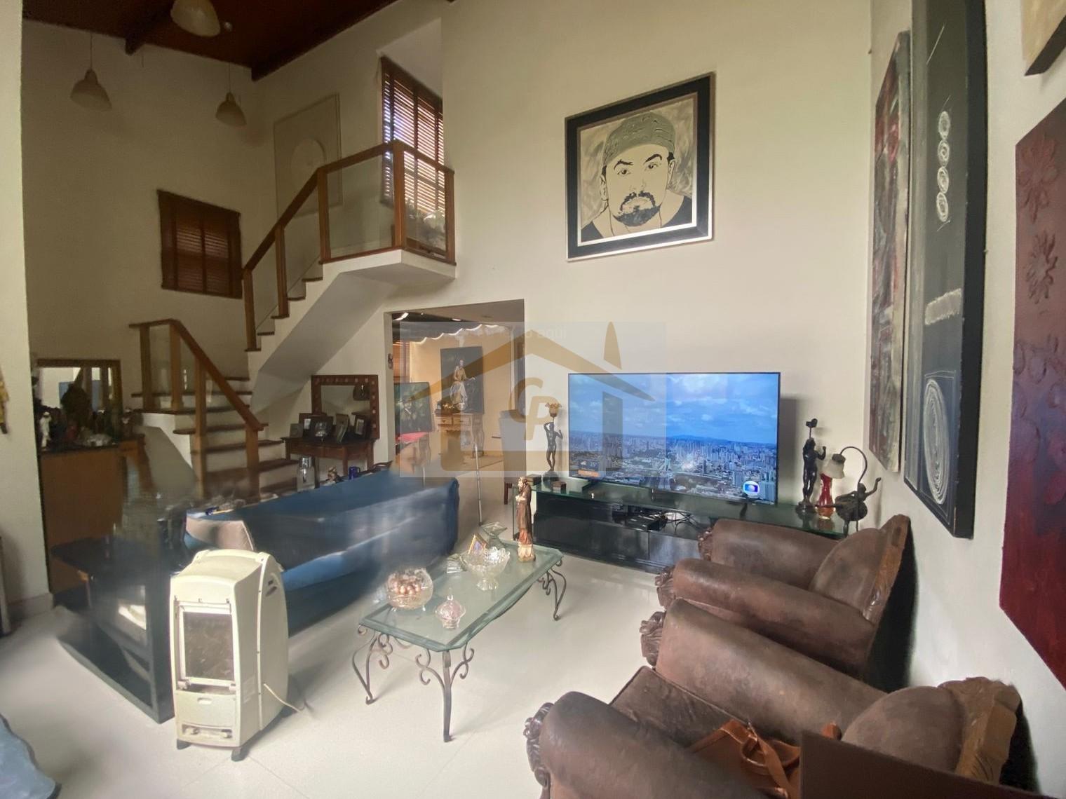 Vila Diva, Tradicional bairro da Granja Viana, 3 quartos (1 su&iacute;te) 3 vagas Rua Piraí Carapicuíba - 