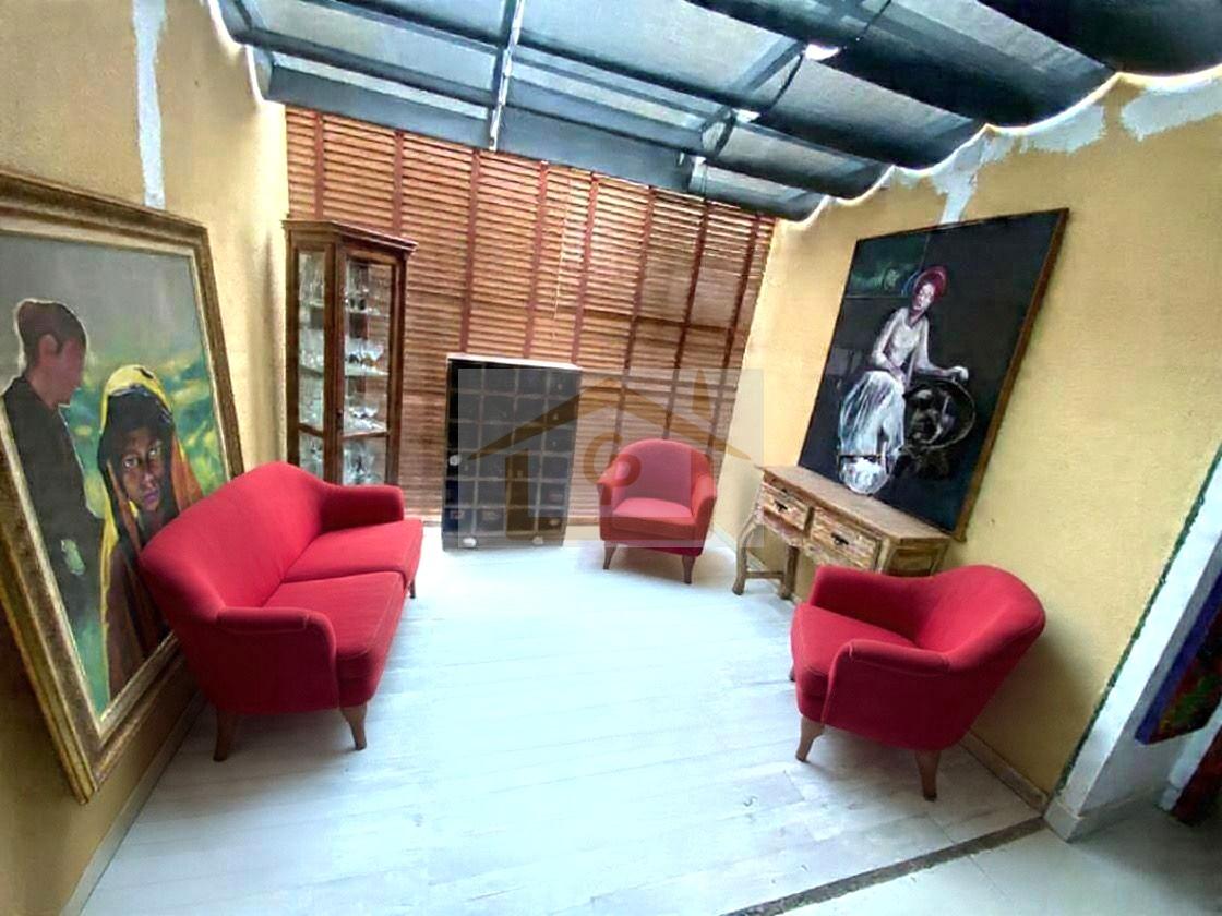 Vila Diva, Tradicional bairro da Granja Viana, 3 quartos (1 su&iacute;te) 3 vagas Rua Piraí Carapicuíba - 