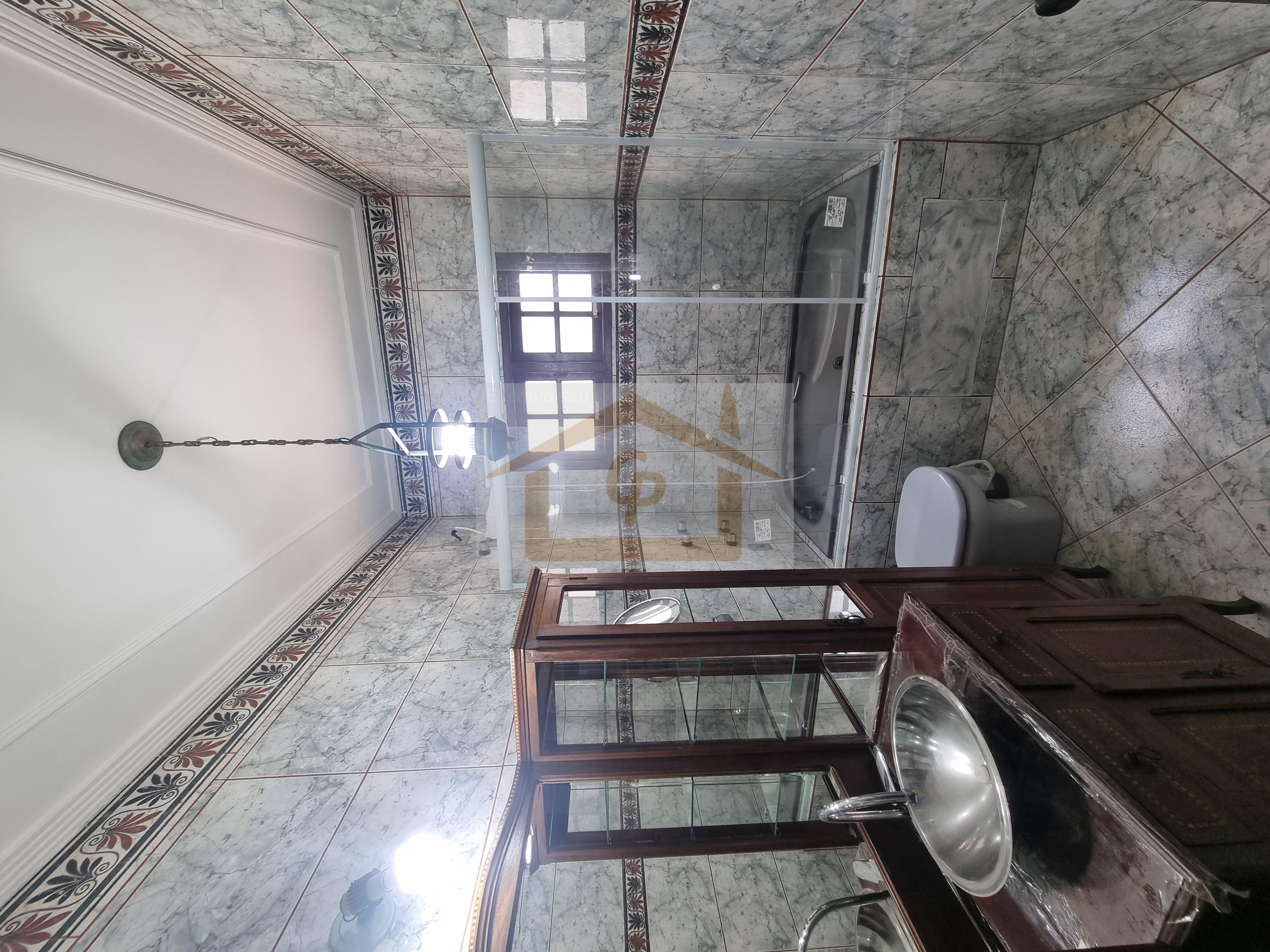 Aprecie o bom gosto! 3 quartos, (1 su&iacute;te) 3 vagas Rua São Fernando Jandira - 