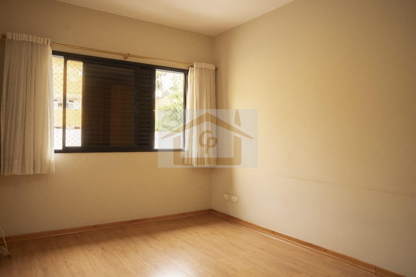 Duas su&iacute;tes,, 2 vagas cobertas - Casa em Villagio &ndash; Bosque da Sa&uacute;de Rua Tucuri São Paulo - 