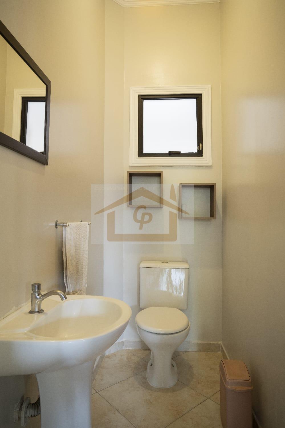 Duas su&iacute;tes,, 2 vagas cobertas - Casa em Villagio &ndash; Bosque da Sa&uacute;de Rua Tucuri São Paulo - 