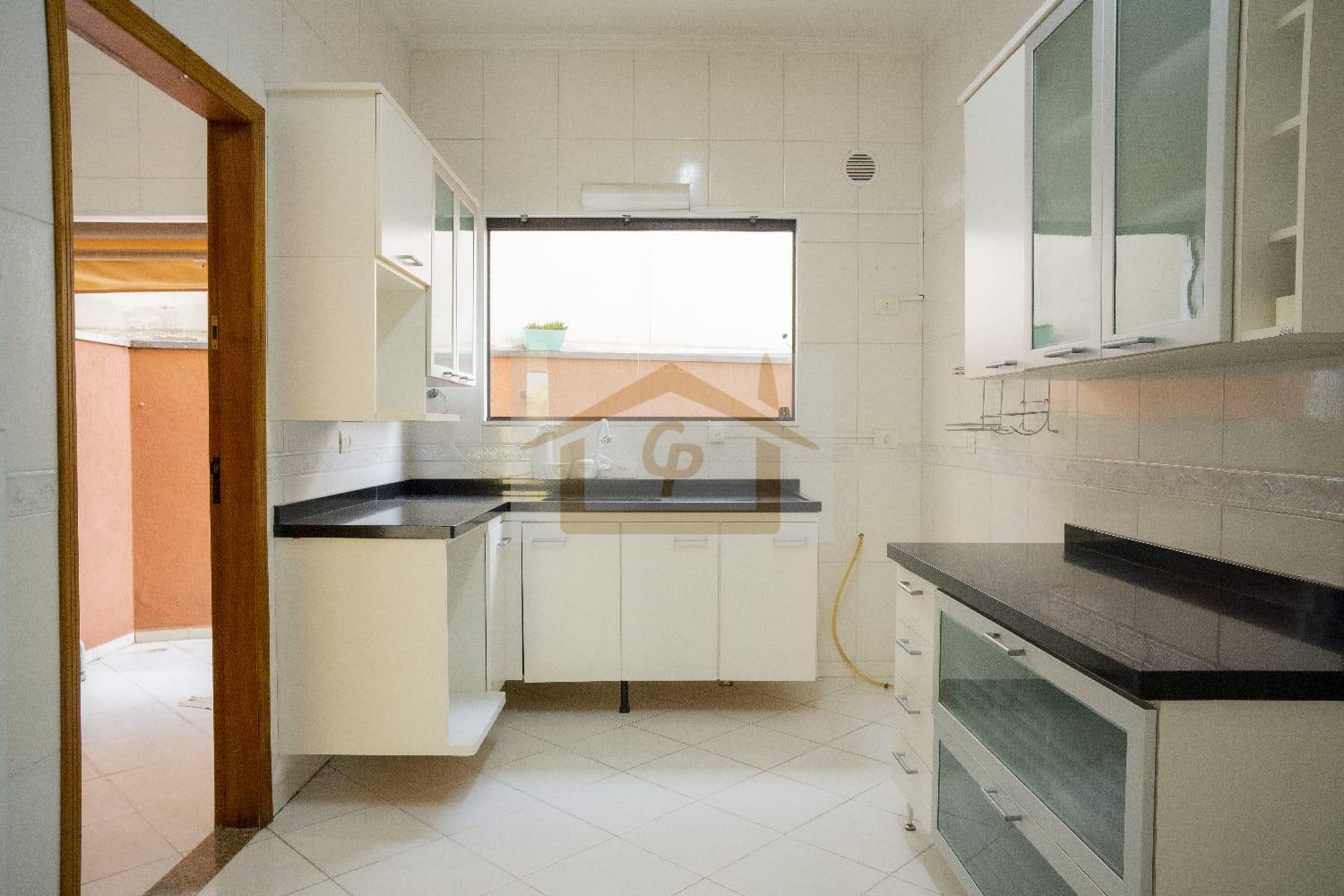 Duas su&iacute;tes,, 2 vagas cobertas - Casa em Villagio &ndash; Bosque da Sa&uacute;de Rua Tucuri São Paulo - 