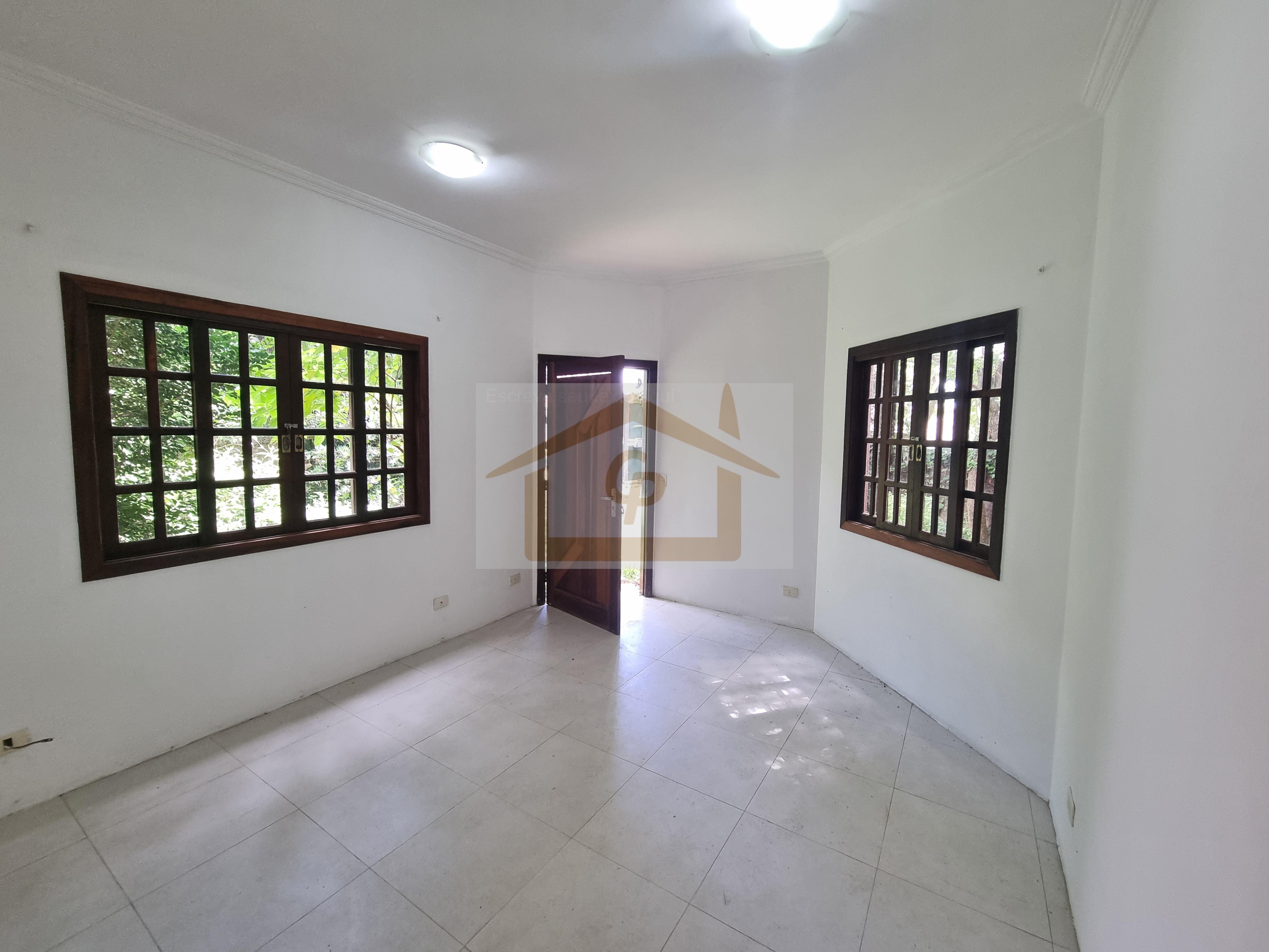 Bairro Excelente na Granja Viana, 3 quartos, 3 vagas Rua Acácias Cotia - 