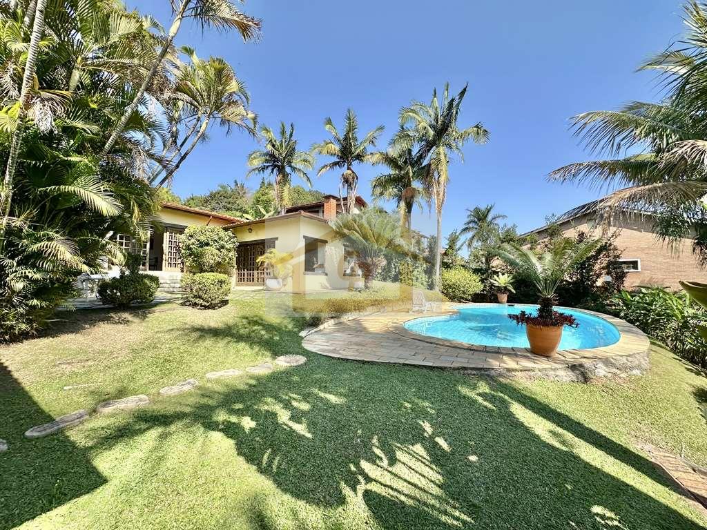 R&uacute;stica, T&Eacute;RREA em 4 lotes (1.880m&sup2;), 5 dormit&oacute;rios / 3 su&iacute;tes, piscina! Estrada Morrinhos Carapicuíba - 