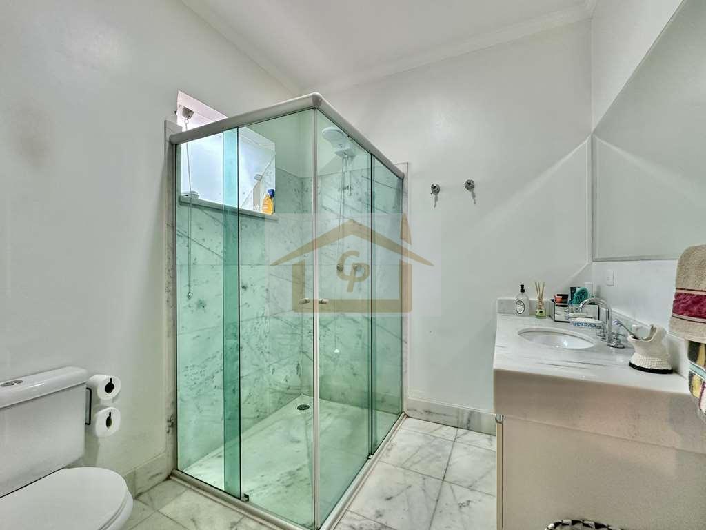 Local alto - 3 su&iacute;tes, amplo sal&atilde;o inferior (pode ser um apto h&oacute;spedes), varanda gourmet Alameda Turmalina Carapicuíba - 