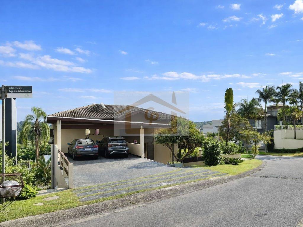 Local alto - 3 su&iacute;tes, amplo sal&atilde;o inferior (pode ser um apto h&oacute;spedes), varanda gourmet Alameda Turmalina Carapicuíba - 