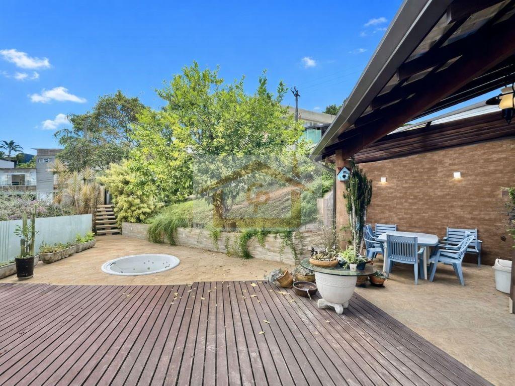 Casa, 3 quartos, 330 m² - Foto 24