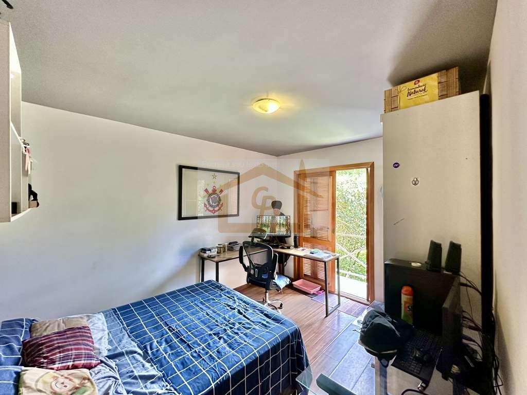 Vila Velha - 3 dorms (1 su&iacute;te), final de rua, muito verde! Estrada Morrinhos Carapicuíba - 