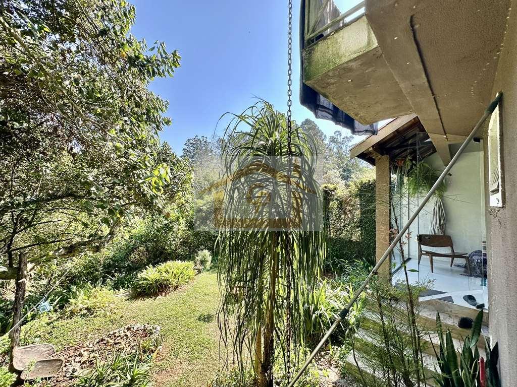 Vila Velha - 3 dorms (1 su&iacute;te), final de rua, muito verde! Estrada Morrinhos Carapicuíba - 