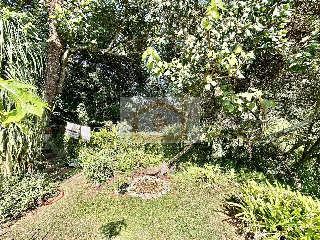 Vila Velha - 3 dorms (1 su&iacute;te), final de rua, muito verde! Estrada Morrinhos Carapicuíba - 