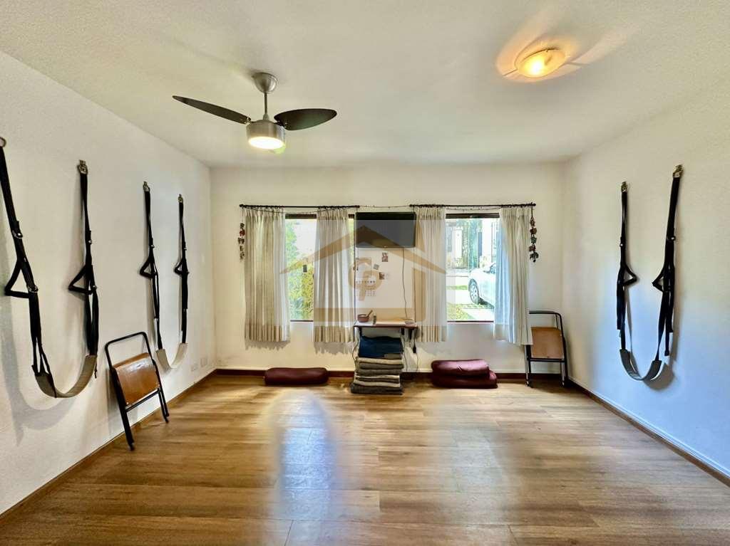 Vila Velha - 3 dorms (1 su&iacute;te), final de rua, muito verde! Estrada Morrinhos Carapicuíba - 