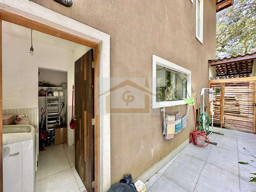 Vila Velha - 3 dorms (1 su&iacute;te), final de rua, muito verde! Estrada Morrinhos Carapicuíba - 