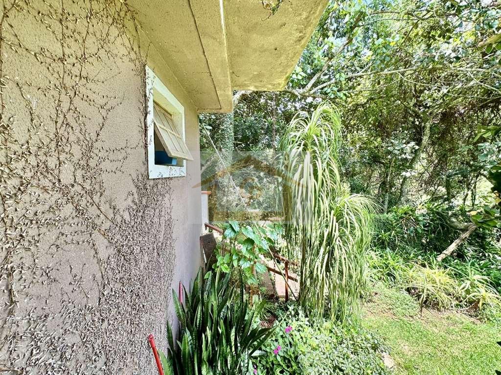 Vila Velha - 3 dorms (1 su&iacute;te), final de rua, muito verde! Estrada Morrinhos Carapicuíba - 