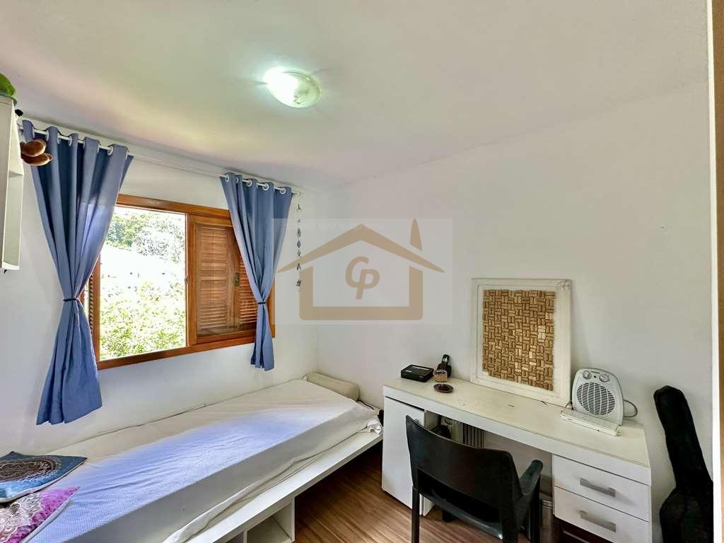 Vila Velha - 3 dorms (1 su&iacute;te), final de rua, muito verde! Estrada Morrinhos Carapicuíba - 