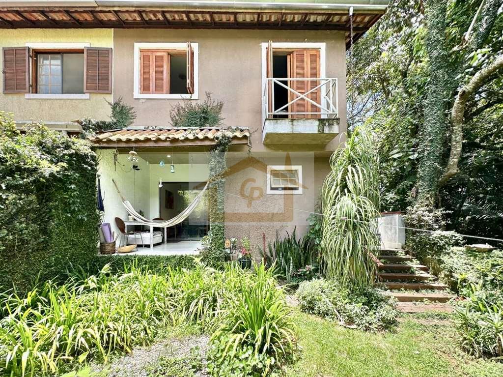 Vila Velha - 3 dorms (1 su&iacute;te), final de rua, muito verde! Estrada Morrinhos Carapicuíba - 