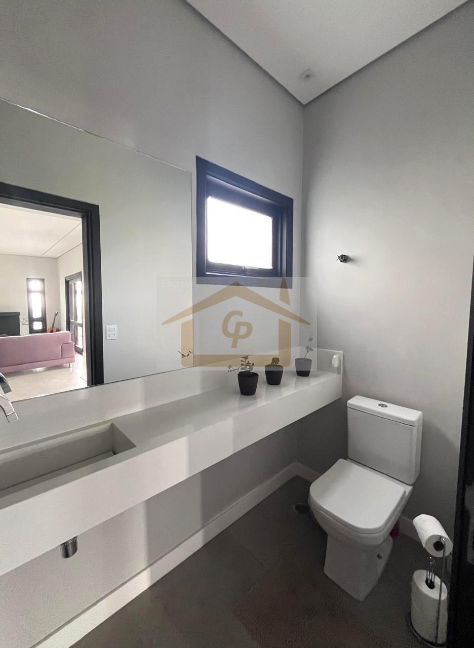 Casa Sustent&aacute;vel de Alto Padr&atilde;o | 5 Su&iacute;tes | 550m&sup2; | Mobiliada Rua São Fernando Jandira - 