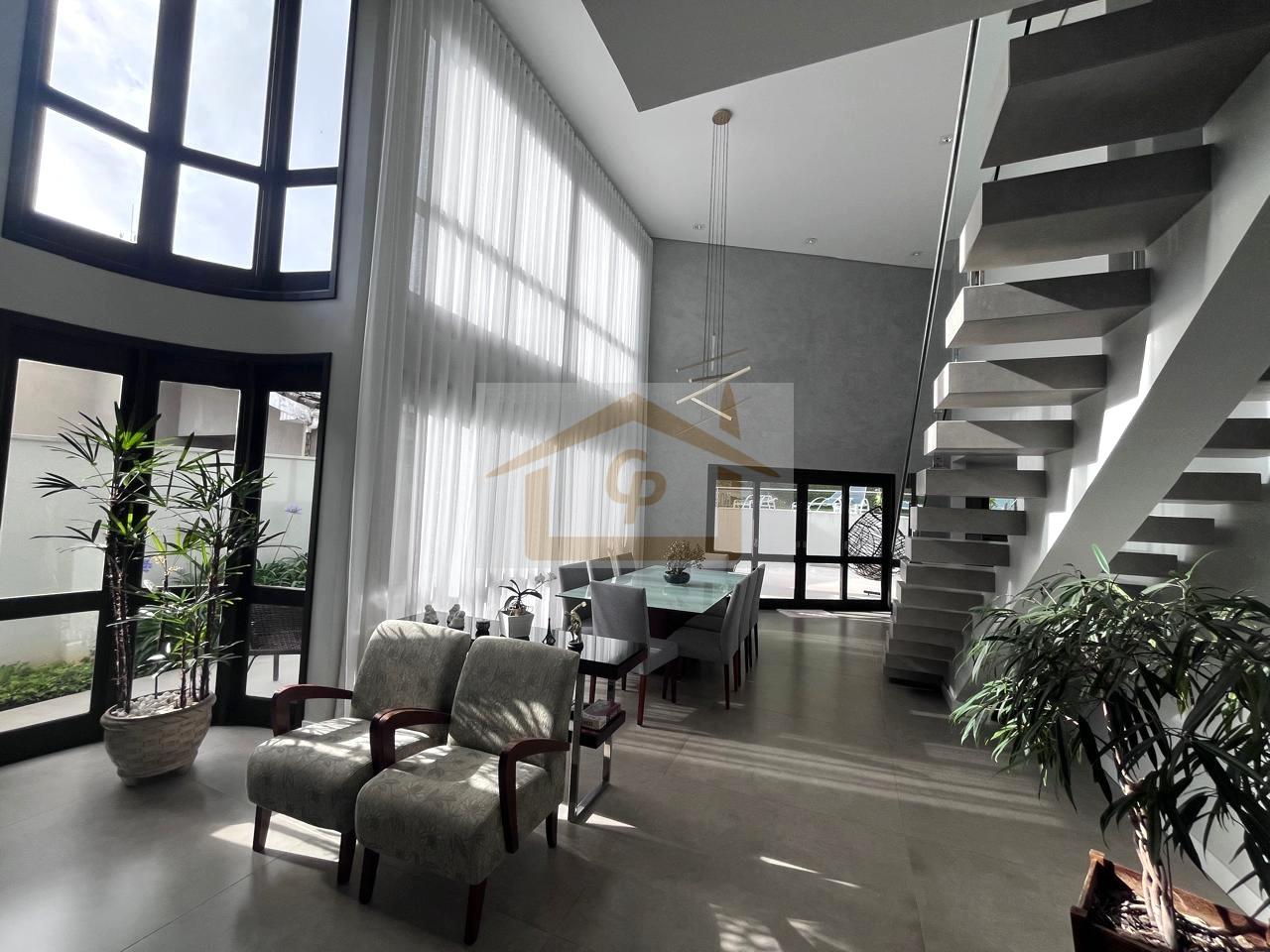 Casa Sustent&aacute;vel de Alto Padr&atilde;o | 5 Su&iacute;tes | 550m&sup2; | Mobiliada Rua São Fernando Jandira - 