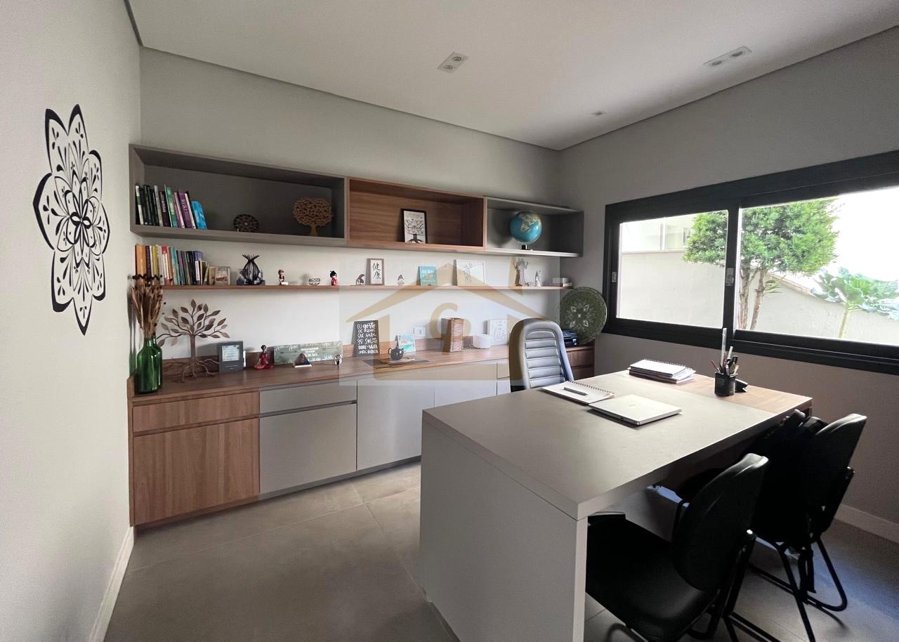 Casa Sustent&aacute;vel de Alto Padr&atilde;o | 5 Su&iacute;tes | 550m&sup2; | Mobiliada Rua São Fernando Jandira - 